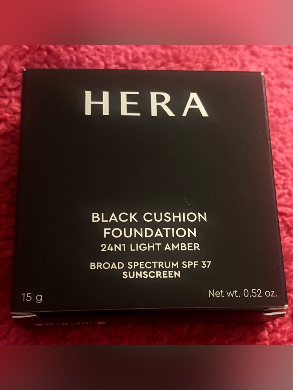 Hera Black Cushion Foundation - 24N1 Light Amber Korean beauty